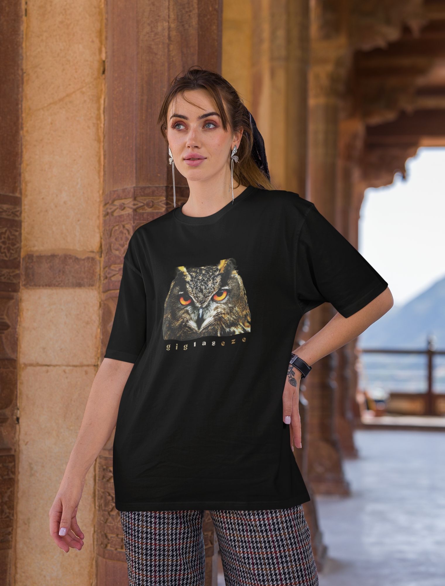 Oversized giglaseze Design